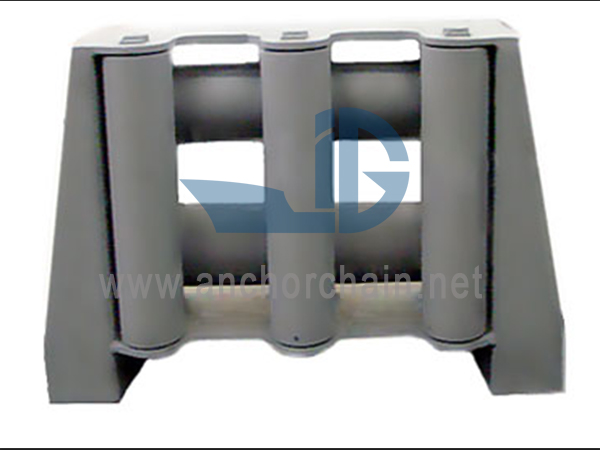 CB 3062-79 Seven Roller Fairlead D motakoa